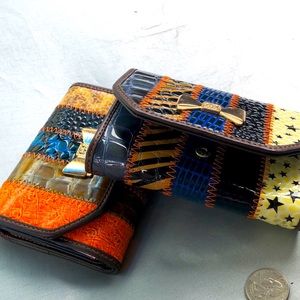 👀👀🐾❤️Leather Wallet  8 credit card slots zipper coin slot, place for cash